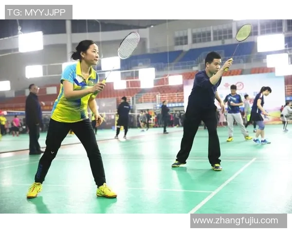 羽毛球之路:深圳羽毛球队的拼搏与成长历程全景记录 羽毛球之路:深圳羽毛球队的拼搏与成长历程全景记录