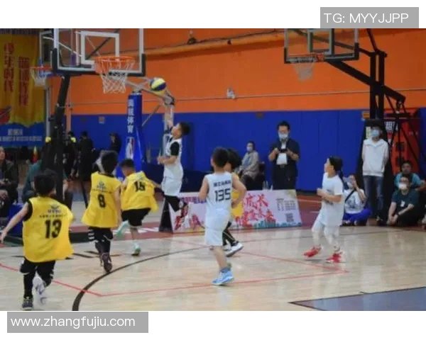 重庆篮球队在洲际杯中的团队协作表现分析与点评 重庆篮球队在洲际杯中的团队协作表现分析与点评