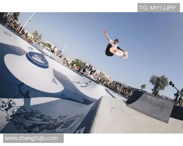 周静专访:从初学者到滑板高手的成长之路与心路历程分享 周静专访:从初学者到滑板高手的成长之路与心路历程分享