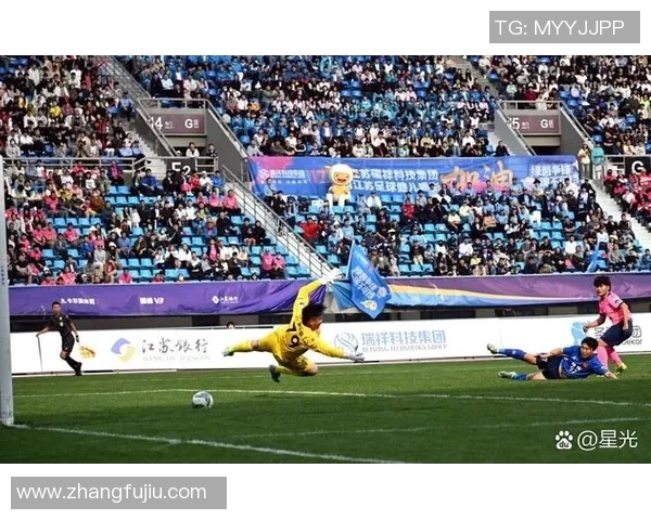 南京与西安足球队速度对决赛后分析与战术总结